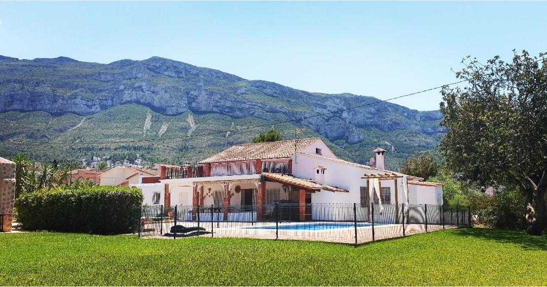 Chalet Cami De Merle Denia Exterior photo